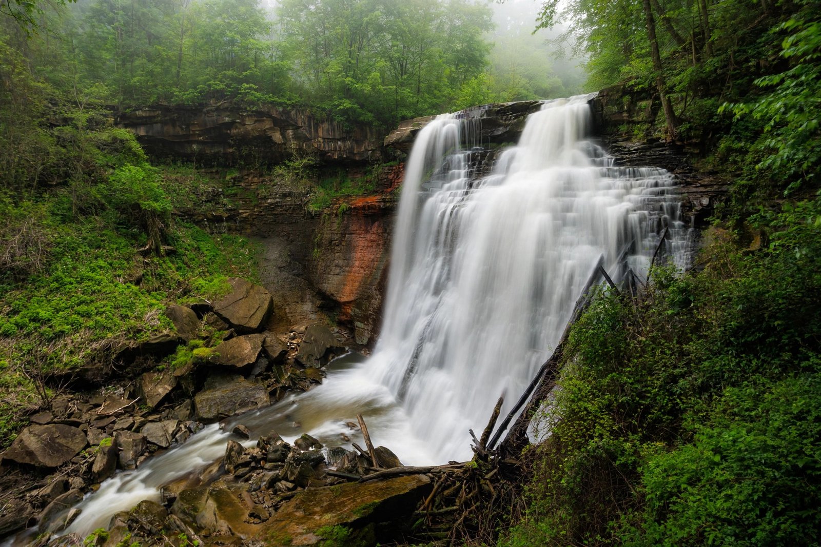 What to do in Akron Ohio: Brandywine Falls in Cuyahoga Valley National Park